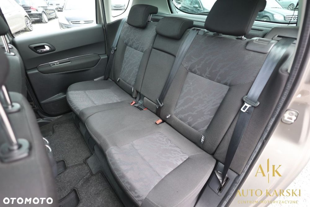 Peugeot 3008 - 31