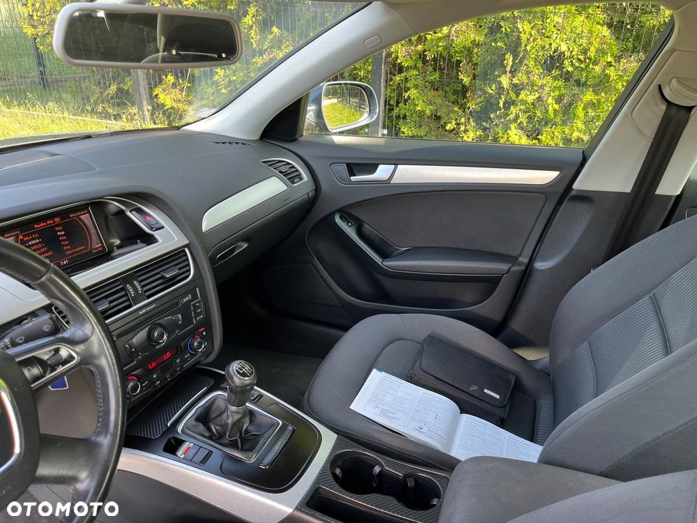 Audi A4 Limousine 2.0 TDI DPF Ambition - 8