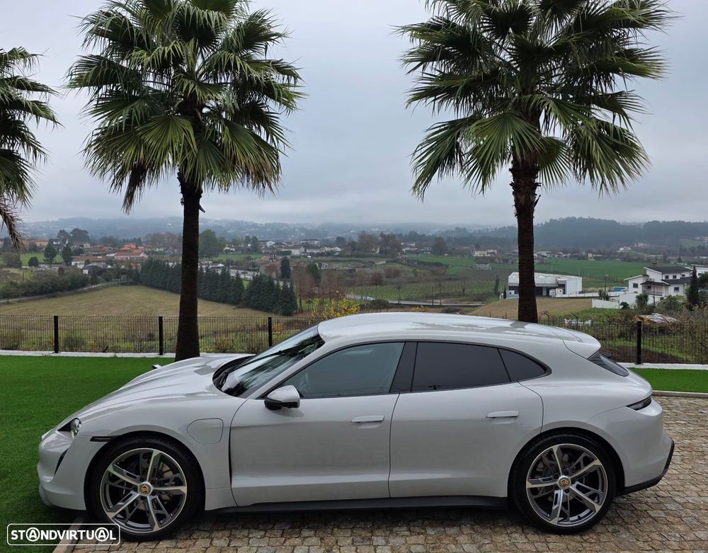 Porsche Taycan Sport Turismo Standard - 17