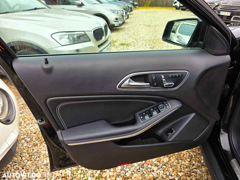 Mercedes-Benz GLA 200 7G-DCT AMG Line - 23