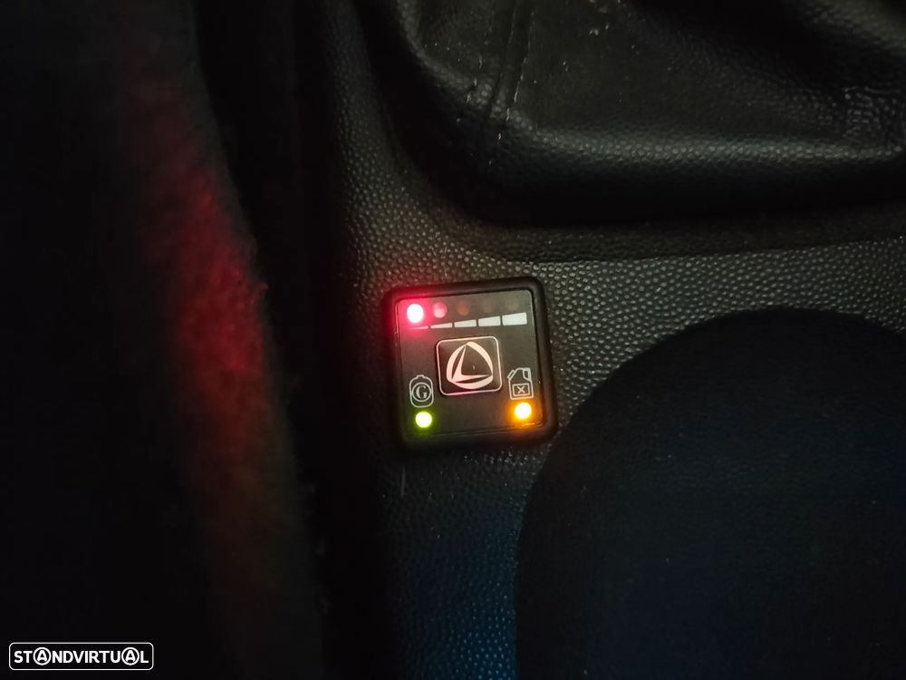 Opel Corsa 1.2 16V Elegance - 16