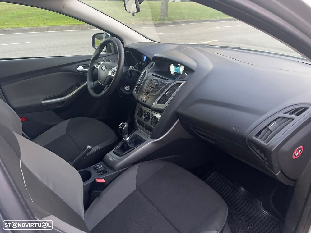 Ford Focus 1.6 TDCi Titanium - 13