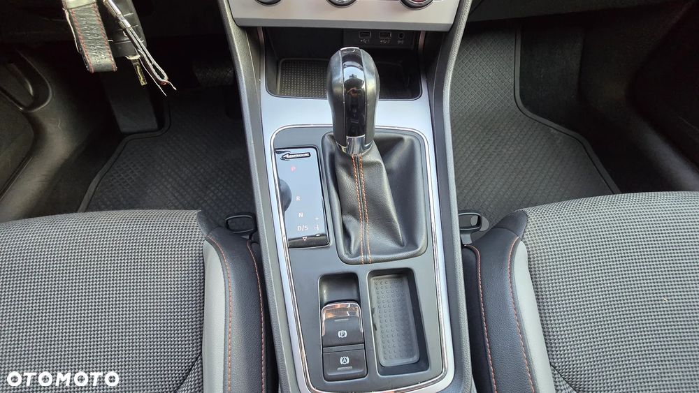 Seat Leon 1.8 TSI Start&Stop DSG XCELLENCE - 38