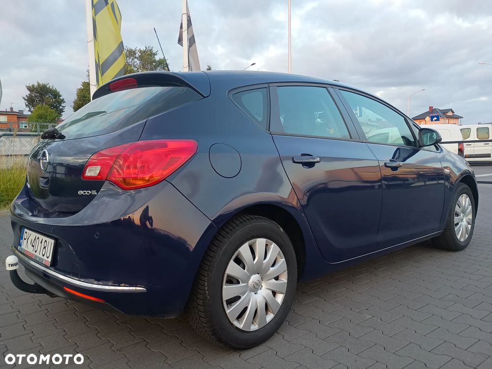 Opel Astra 1.4 ecoFLEX - 11