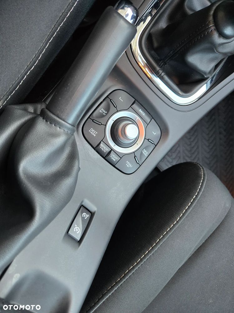 Renault Megane ENERGY TCe 115 Start & Stop Expression - 24