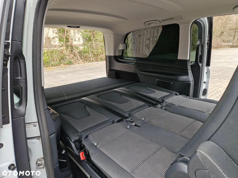 Mercedes-Benz Klasa V 220 d lang 9G-TRONIC - 11