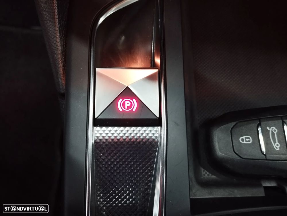 DS DS3 Crossback 1.2 PureTech Bastille - 29