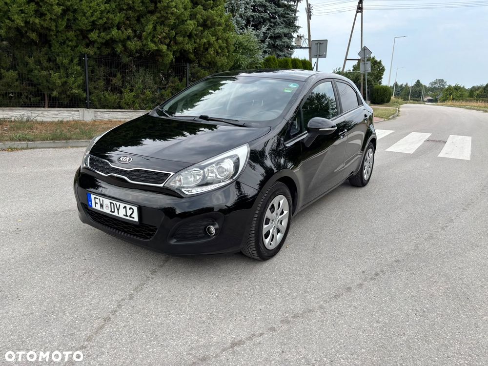 Kia Rio 1.2 Dream Team Edition - 4