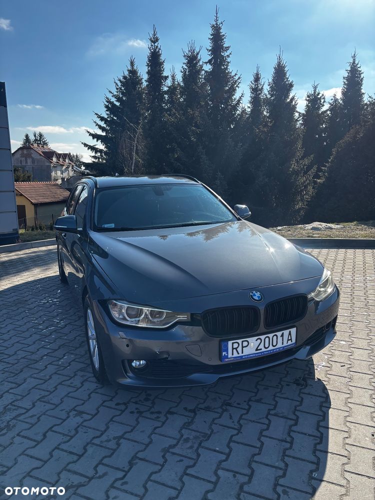 BMW Seria 3 320d Efficient Dynamics - 3