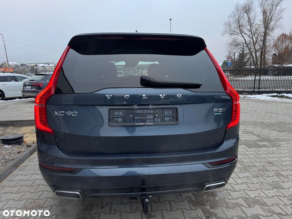 Volvo XC 90 B5 D AWD Ultimate Dark - 4