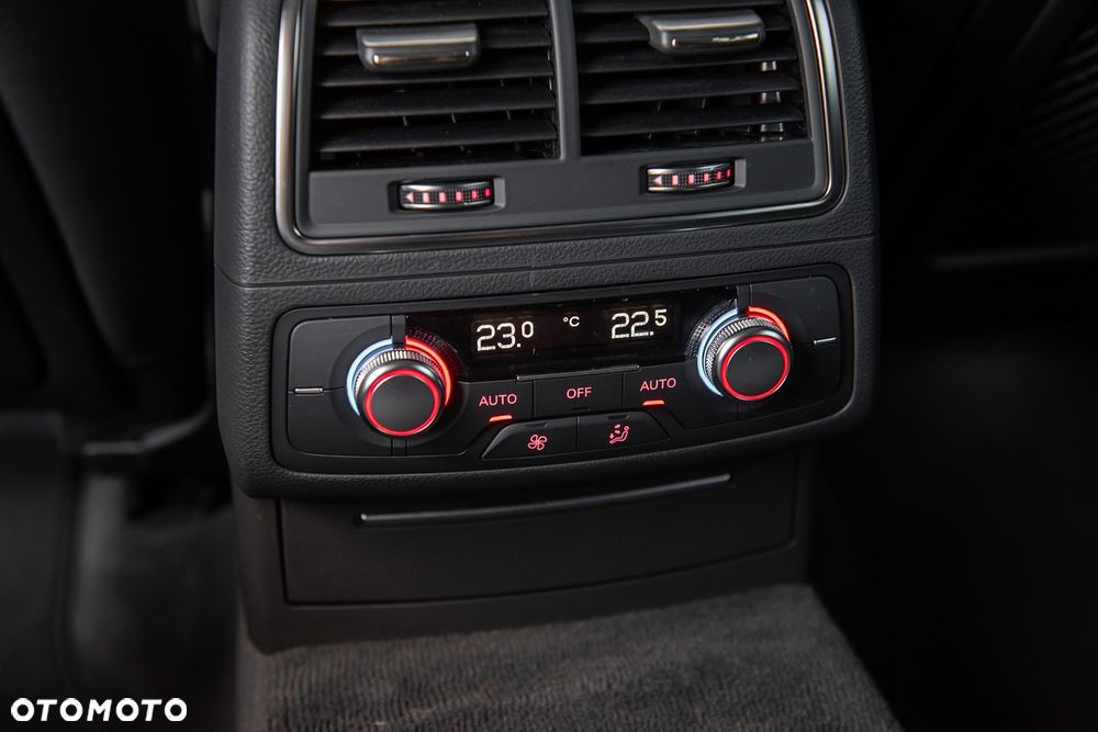 Audi A6 Avant 3.0 TDI Quattro S tronic - 36