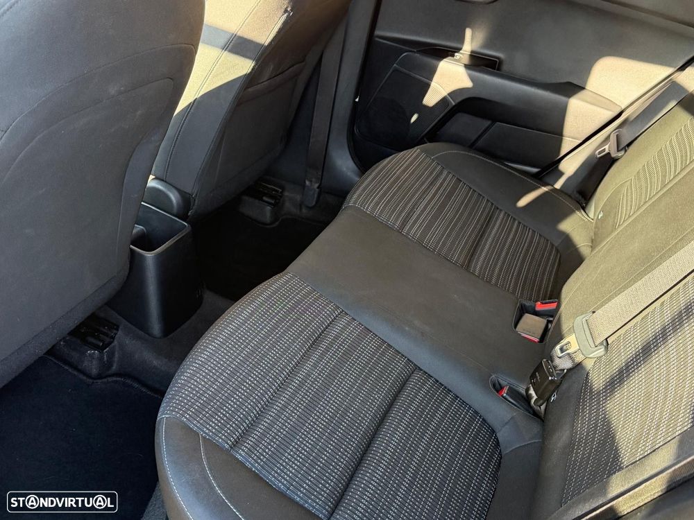 Kia Stonic 1.0 T-GDI Tech - 7