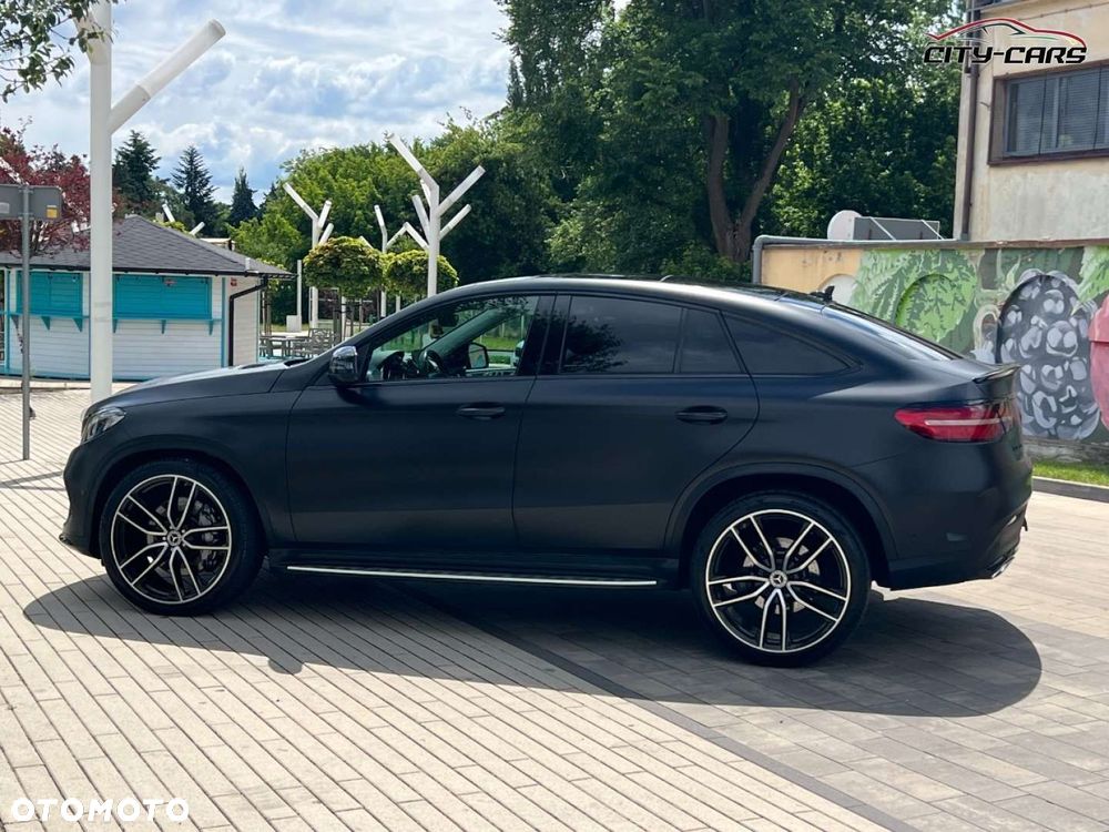 Mercedes-Benz GLE - 30