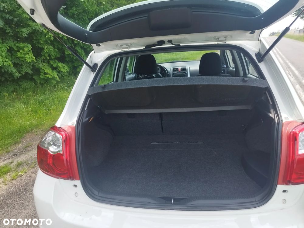 Toyota Auris - 21