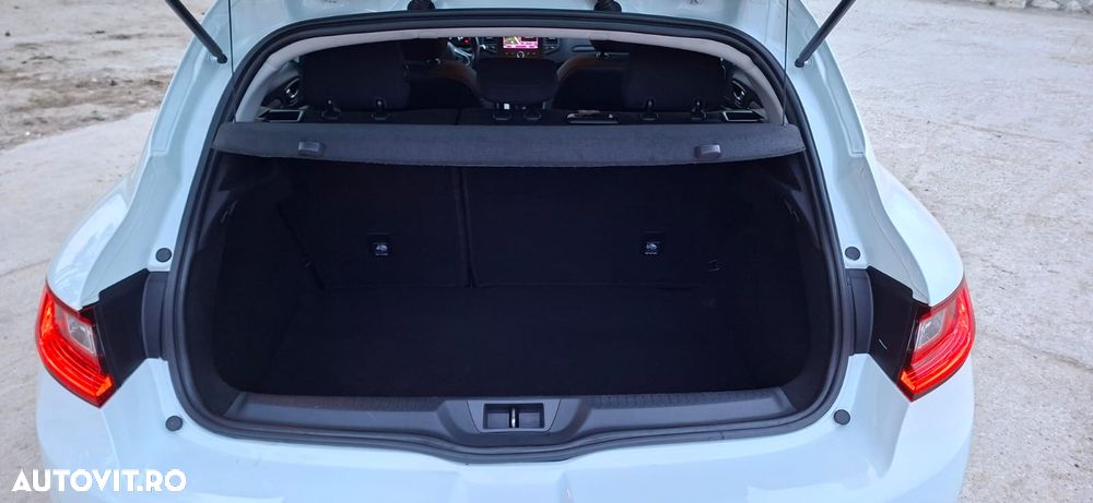 Renault Megane Blue dCi 116 Life - 15