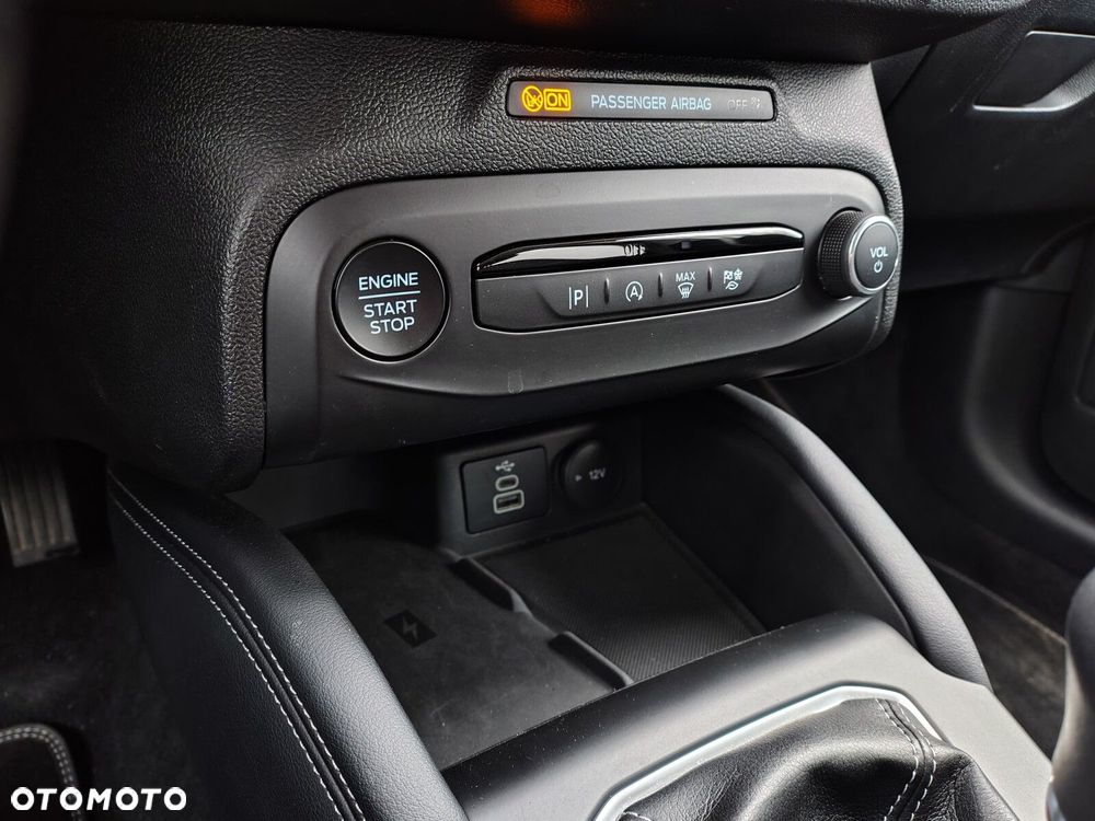 Ford Focus 1.0 EcoBoost Titanium - 21