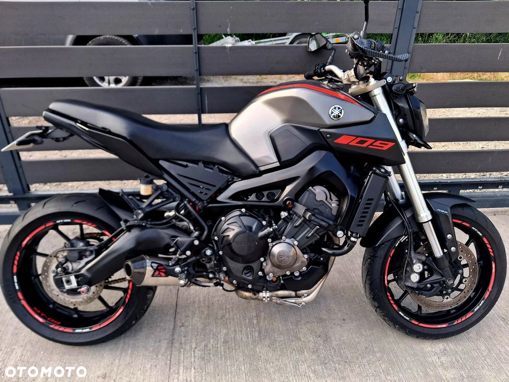 Yamaha MT - 6