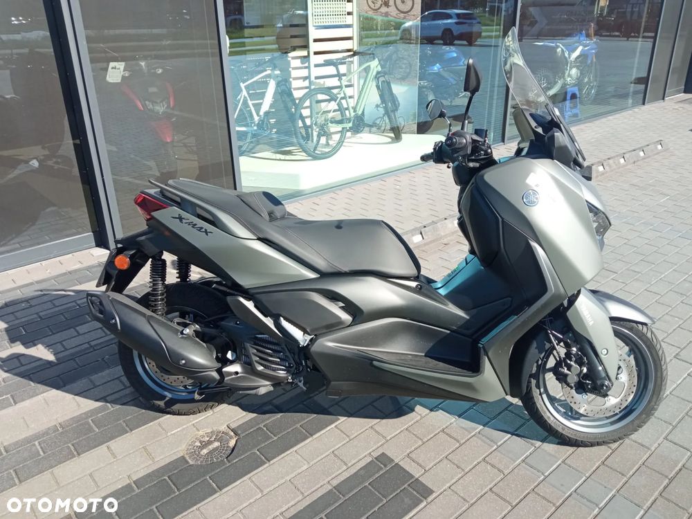 Yamaha X-max - 6