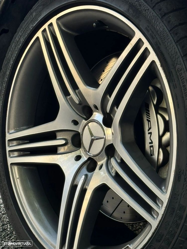 Mercedes-Benz SL 63 AMG Standard - 14