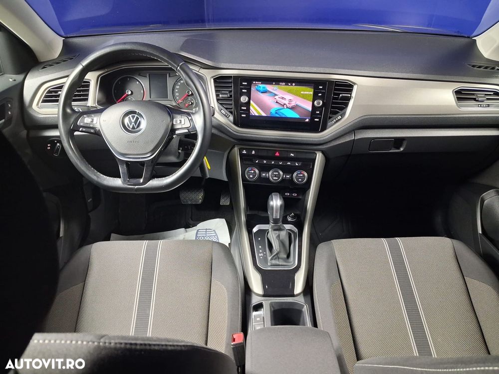 Volkswagen T-Roc - 12