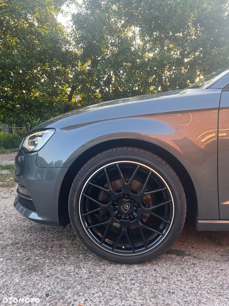 Audi A3 3-drzwiowe 2.0 TDI Quattro Attraction - 11