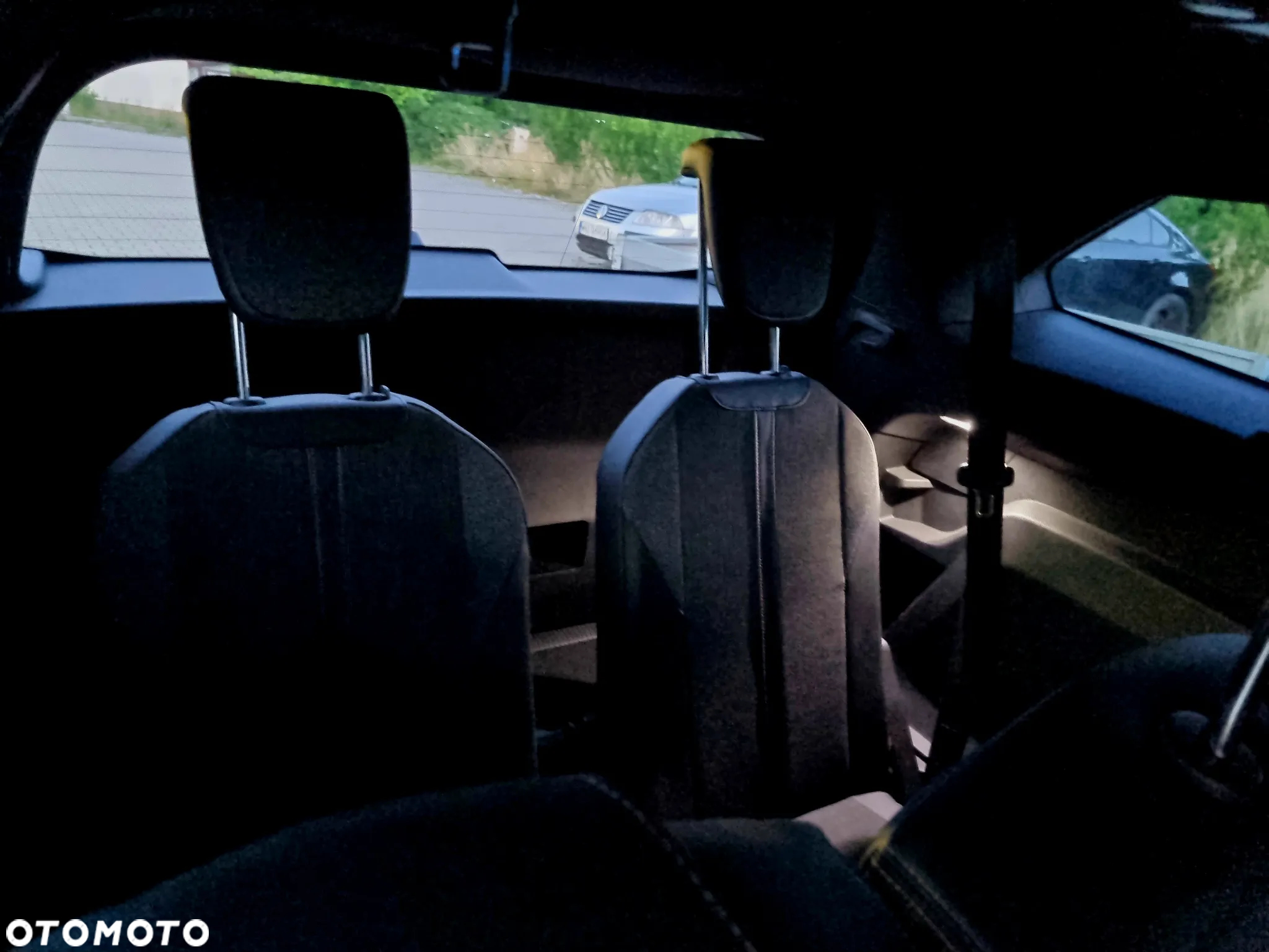 Peugeot 5008 1.6 THP Active S&S EAT6 - 14