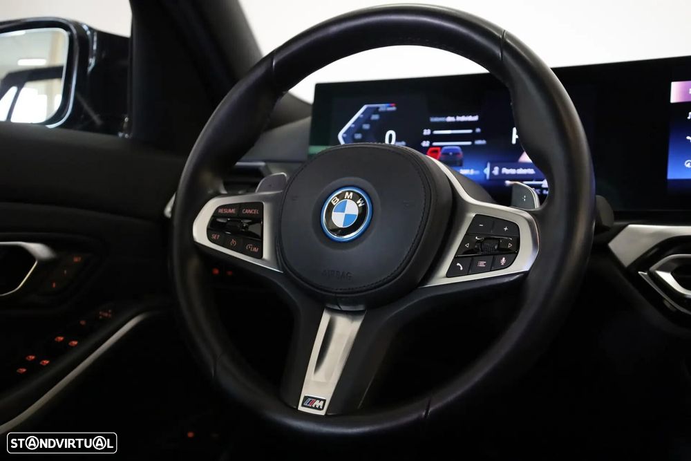 BMW 330 e Pack Desportivo M Auto - 7