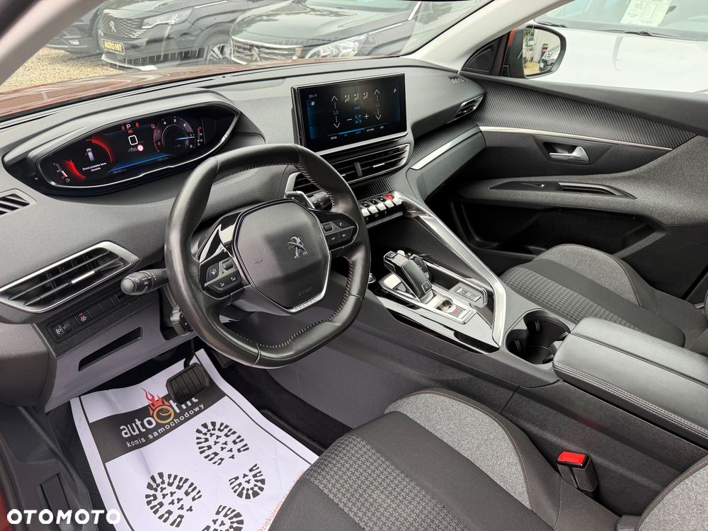 Peugeot 5008 - 19