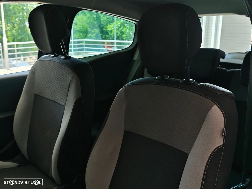 Renault Clio - 33