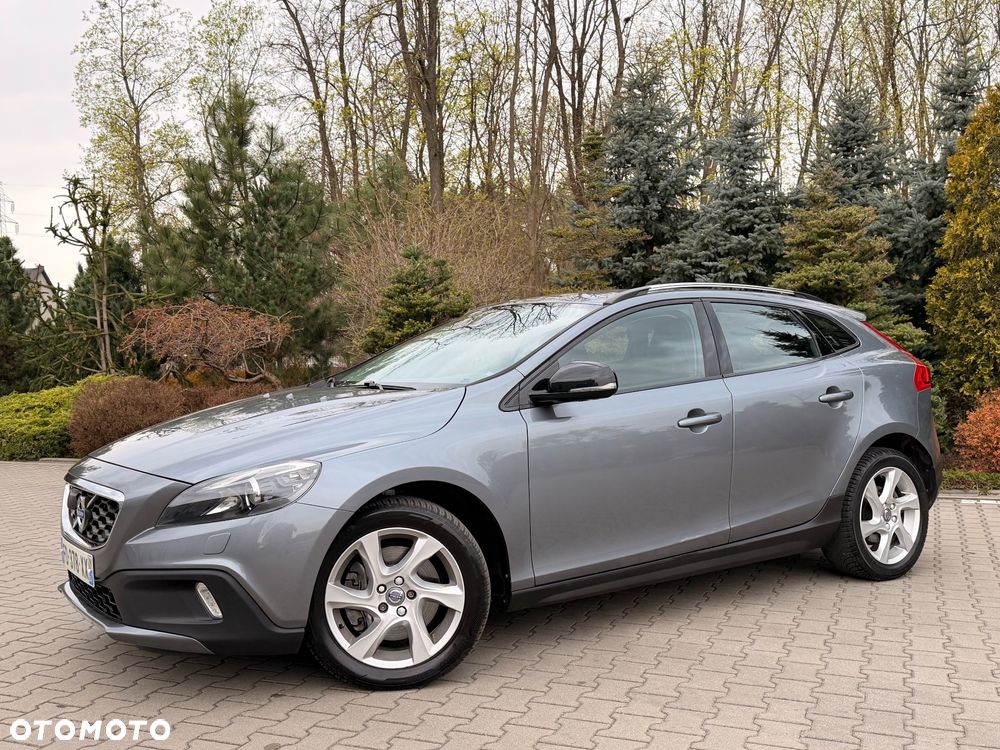 Volvo V40 Cross Country D2 Momentum - 16