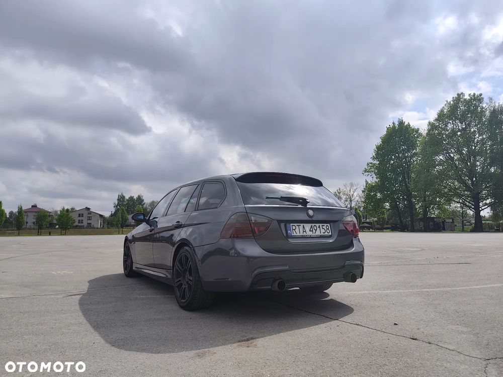 BMW Seria 3 - 1