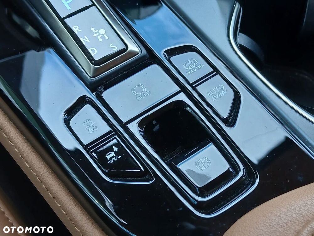 Lexus NX - 25