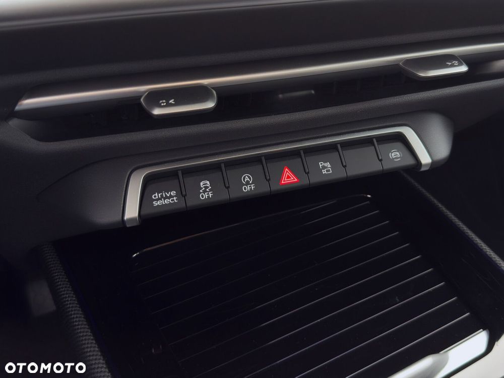 Audi Q3 Sportback - 18