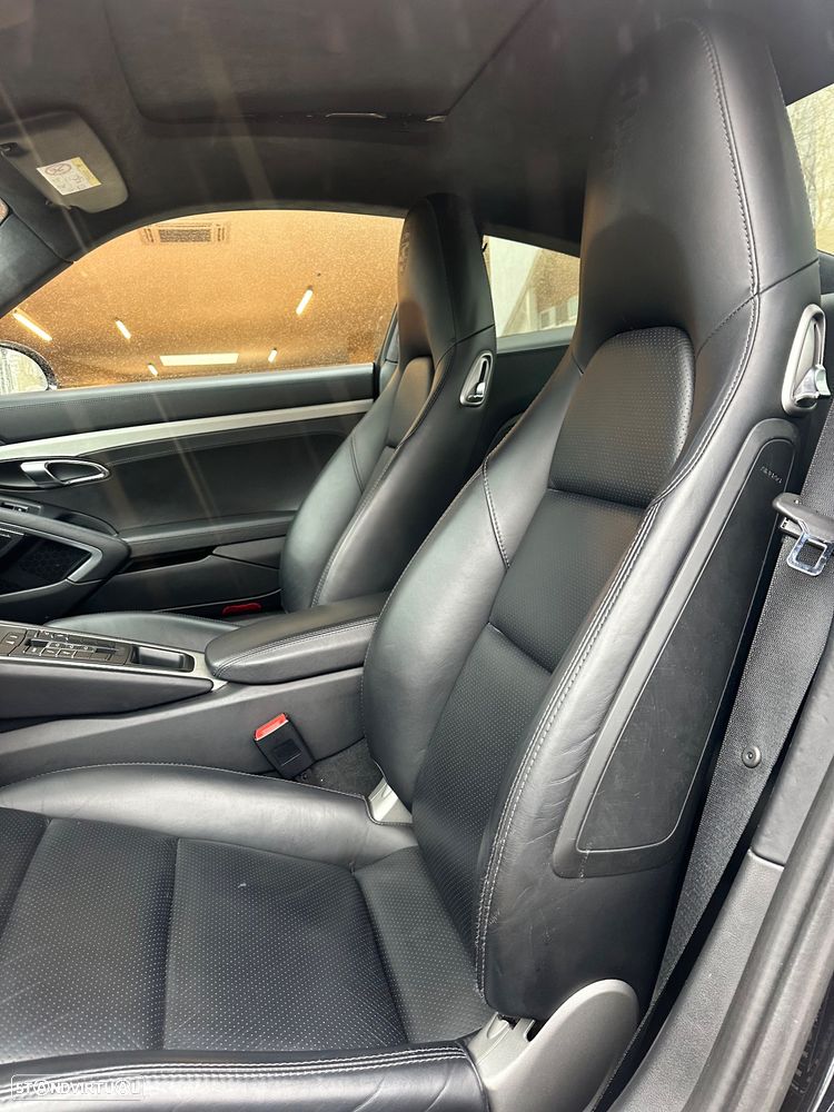Porsche 911 (991) Carrera 4 PDK - 16