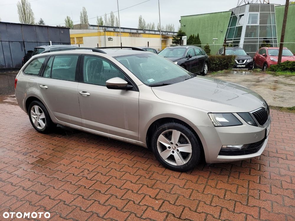 Skoda Octavia 2.0 TDI SCR Ambition - 1