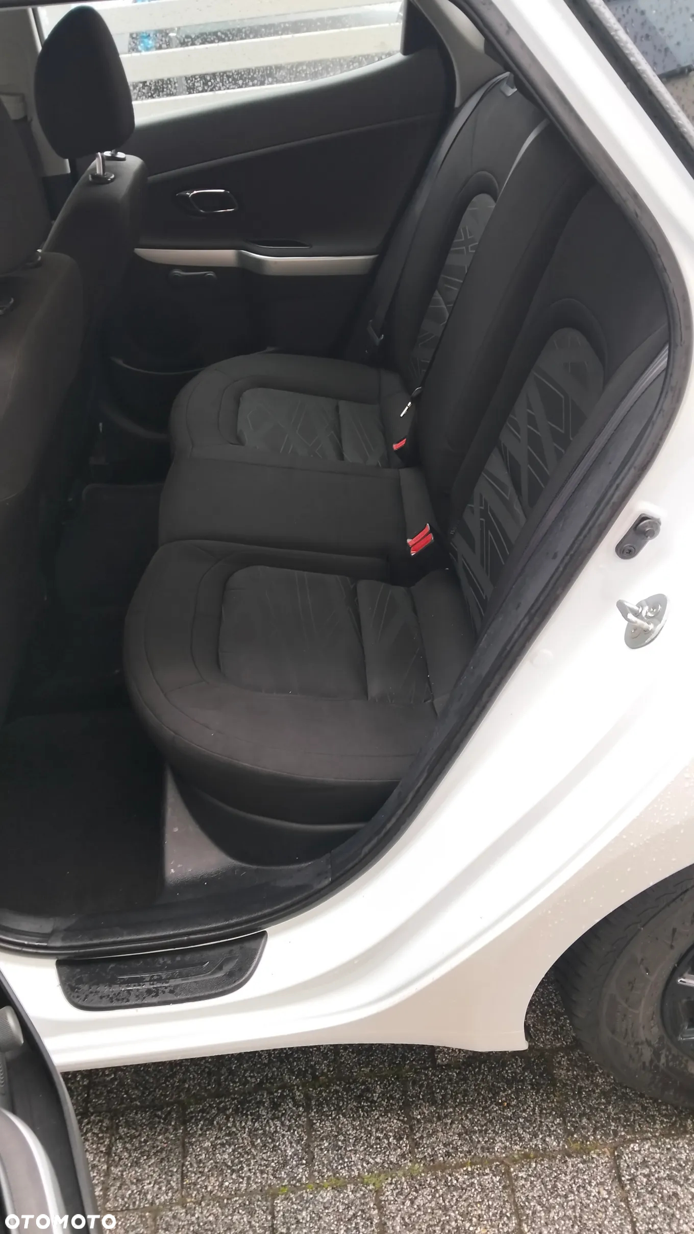 Kia Ceed - 25