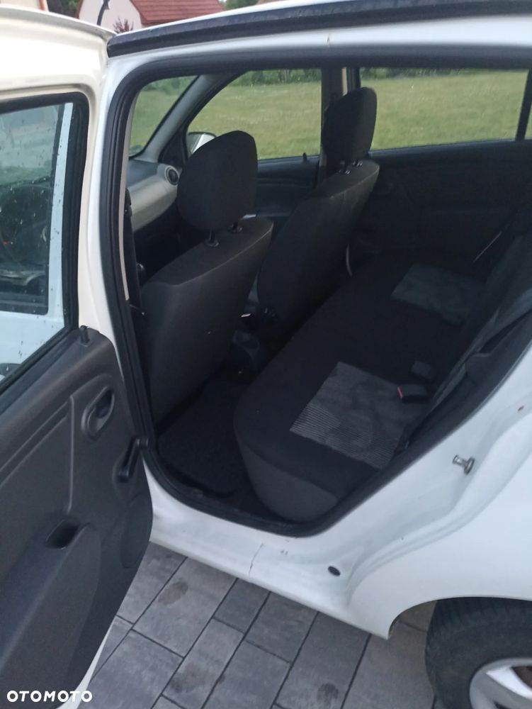 Dacia Sandero 1.4 MPI - 7