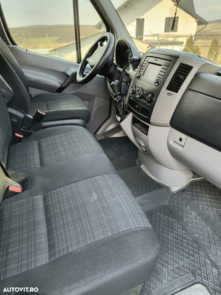Mercedes-Benz Sprinter - 6