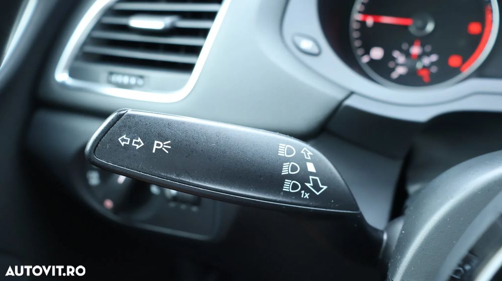 Audi Q3 2.0 TDI Quattro S tronic - 19