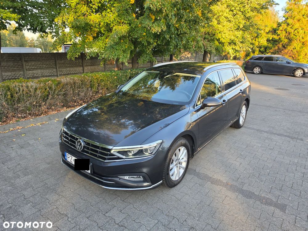 Volkswagen Passat - 2