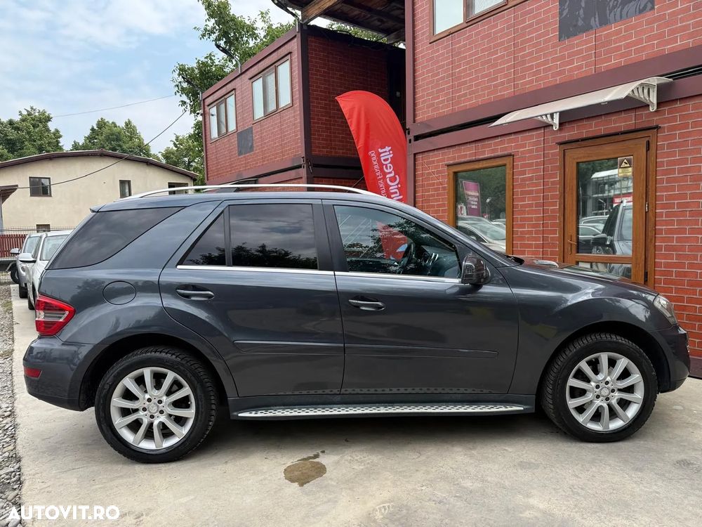 Mercedes-Benz ML 300 CDI BlueEfficiency Aut - 12
