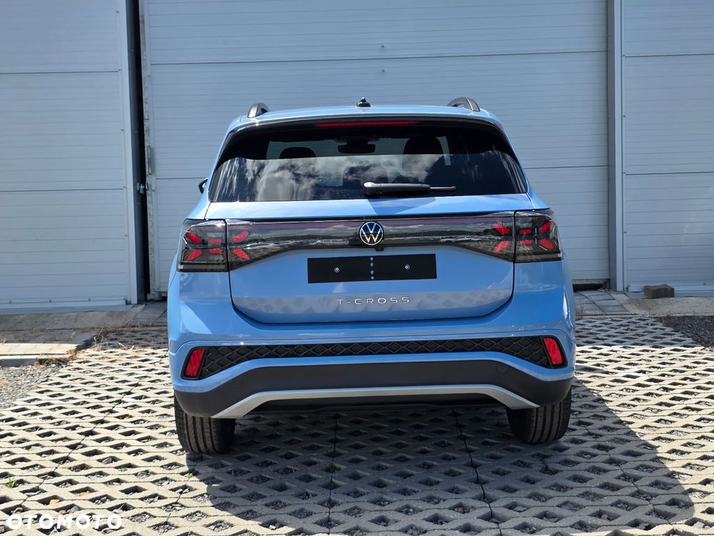Volkswagen T-Cross 1.0 TSI R-Line Plus DSG - 8