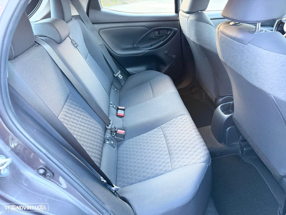 Toyota Yaris 1.0 VVT-i Comfort Plus - 10