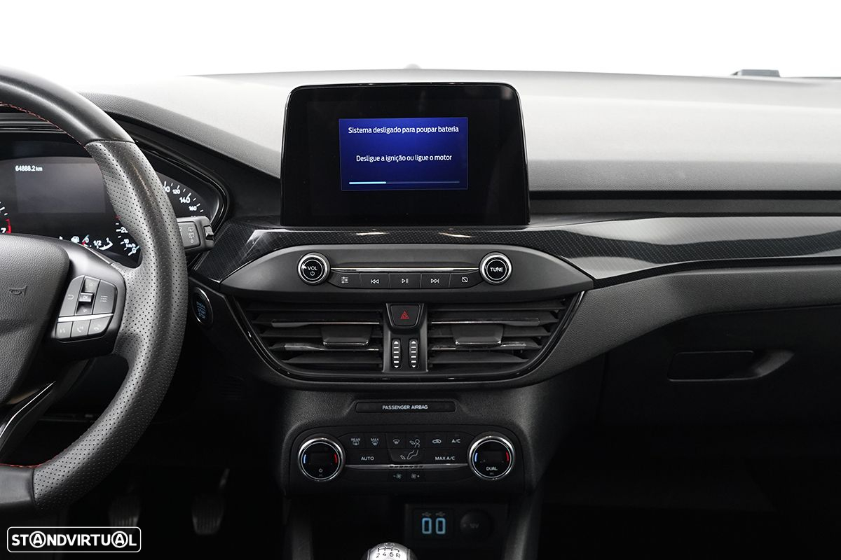 Ford Focus 1.0 EcoBoost MHEV ST-Line - 9
