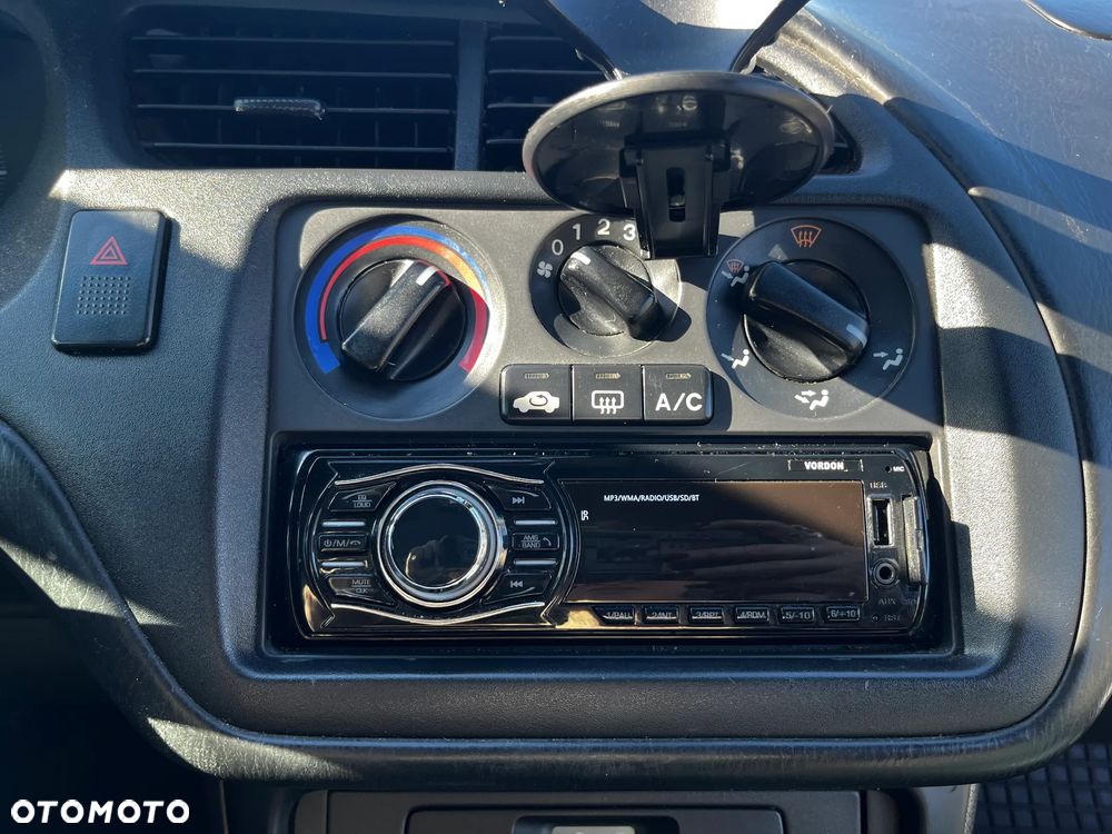 Honda Accord 1.8i S - 32