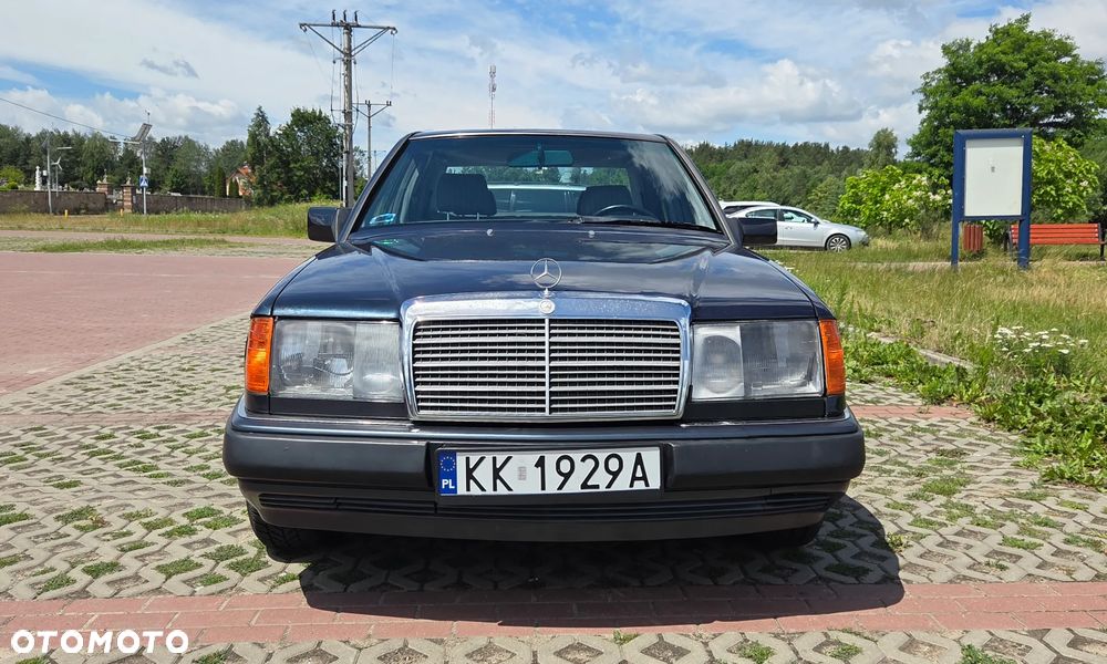 Mercedes-Benz W124 (1984-1993) - 2
