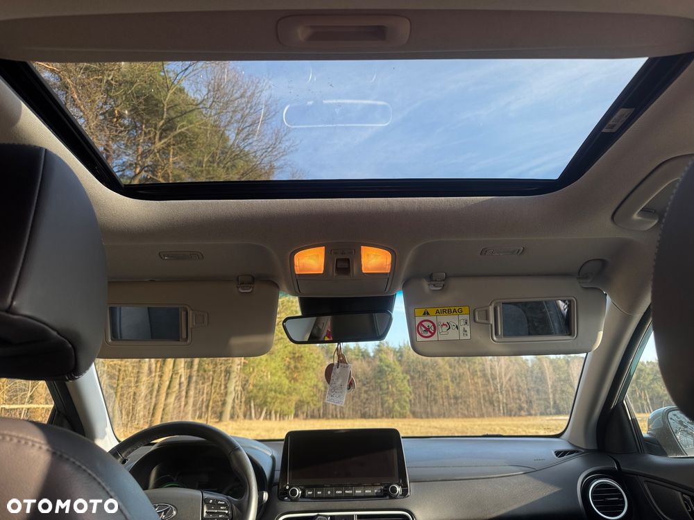 Hyundai Kona - 17