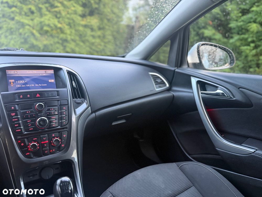 Opel Astra 2.0 CDTI Cosmo - 32