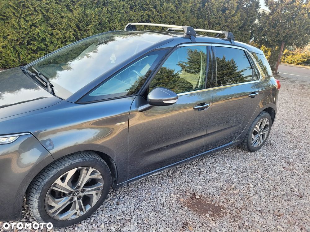 Citroën C4 Picasso e-HDi 115 Exclusive - 17