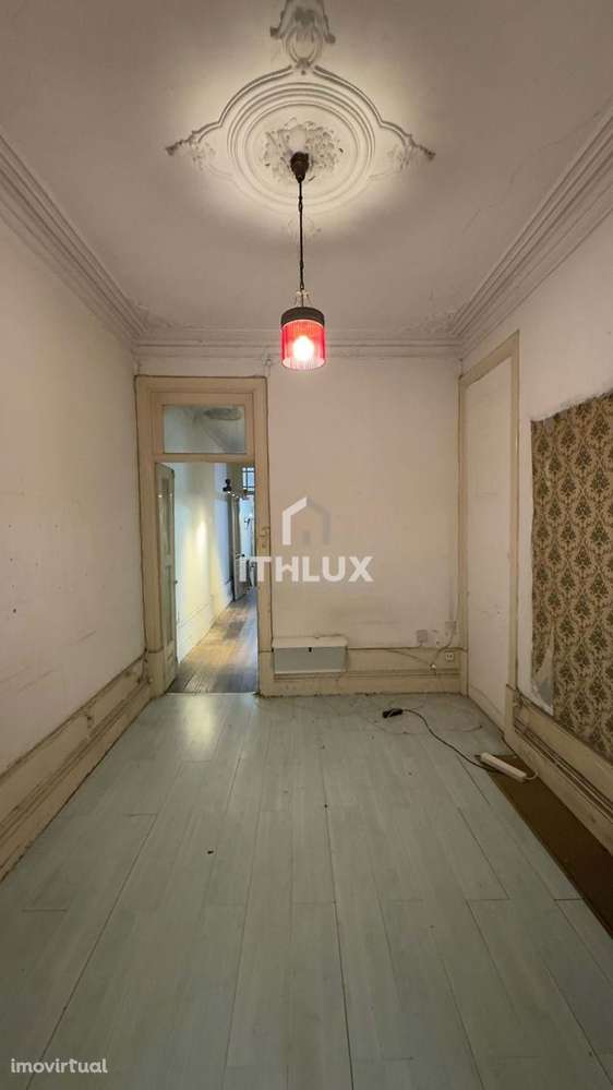 Moradia V4 - Excelente Oportunidade de Investimento – Rua da Constitui - Grande imagem: 5/35